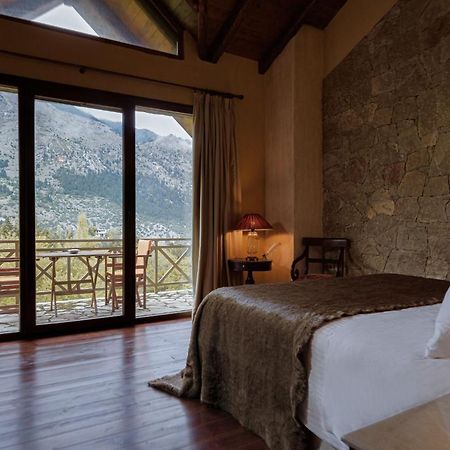 Parnassus Dreamwood Chalet Eptálofos Eksteriør billede