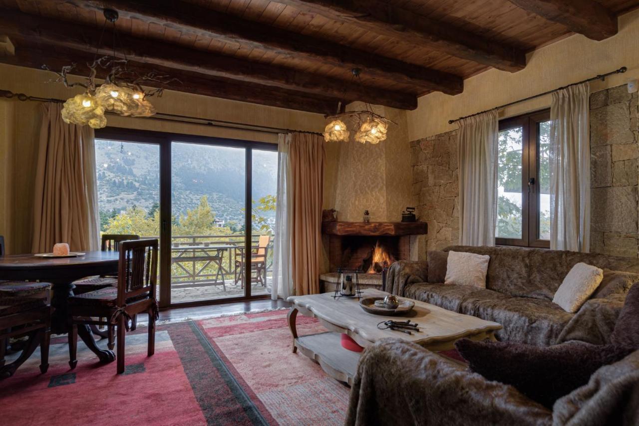 Parnassus Dreamwood Chalet Eptálofos Eksteriør billede