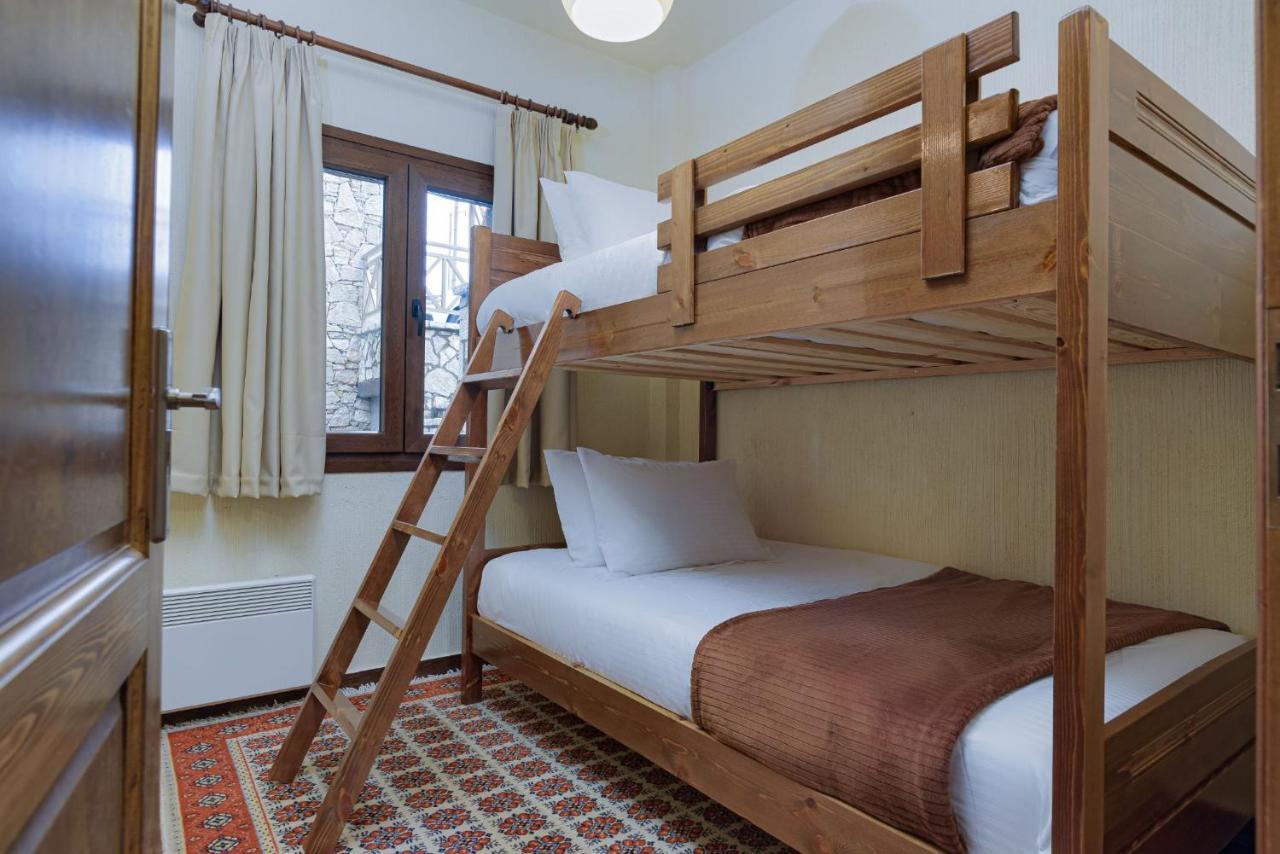 Parnassus Dreamwood Chalet Eptálofos Eksteriør billede